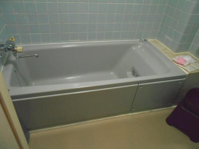 マリオネットアイネ(八王子市/ラブホテル)の写真『301号室、浴槽』by もんが～
