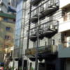 HOTEL GRANSKY（グランスカイ）(墨田区/ラブホテル)の写真『入口付近の様子(昼間)②』by 少佐