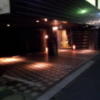 ホテル MOA(モア)(川崎市川崎区/ラブホテル)の写真『駐車場(夜)』by 少佐