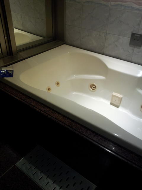 HOTEL TIFFARD（ティファード）(新宿区/ラブホテル)の写真『808号室の浴室』by 少佐