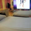 HOTEL TIFFARD（ティファード）(新宿区/ラブホテル)の写真『808号室のベッドとテレビを撮影』by 少佐