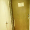 オリオン(立川市/ラブホテル)の写真『208号室　玄関　左の扉はトイレ』by INA69