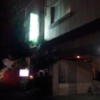 旅館 新雪(川崎市多摩区/ラブホテル)の写真『駐車場前から入口付近を撮影』by 少佐