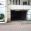 ルミネンホテル蒲田(大田区/ラブホテル)の写真『駐車場入口(昼)』by 少佐