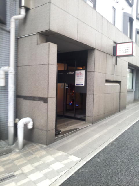 HOTEL LEHUA（レフア）(世田谷区/ラブホテル)の写真『入口(15時台)』by 少佐