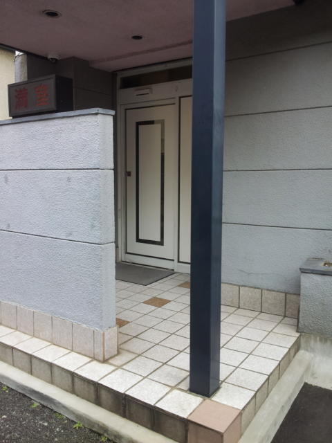シンデレラタイム(葛飾区/ラブホテル)の写真『入口(昼)』by 少佐