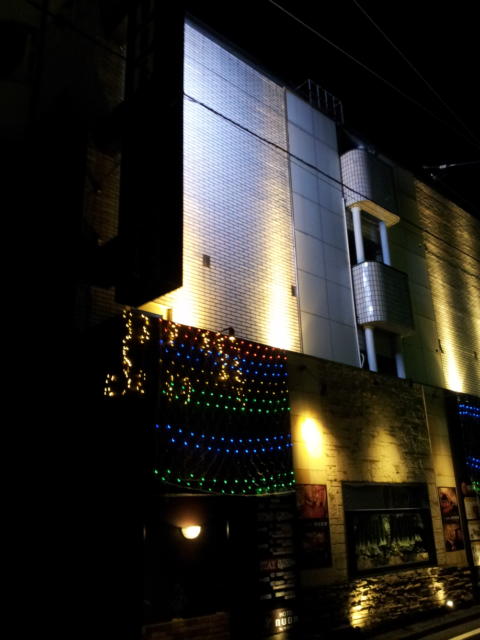 NUDA（ヌーダ） by H-SEVEN(横浜市中区/ラブホテル)の写真『外観(夜)③』by 少佐