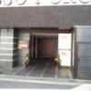 LUSSO CROCE URBAN RESORT（ルッソクローチェアーバンリゾート）(横浜市中区/ラブホテル)の写真『入口(昼)②』by 少佐