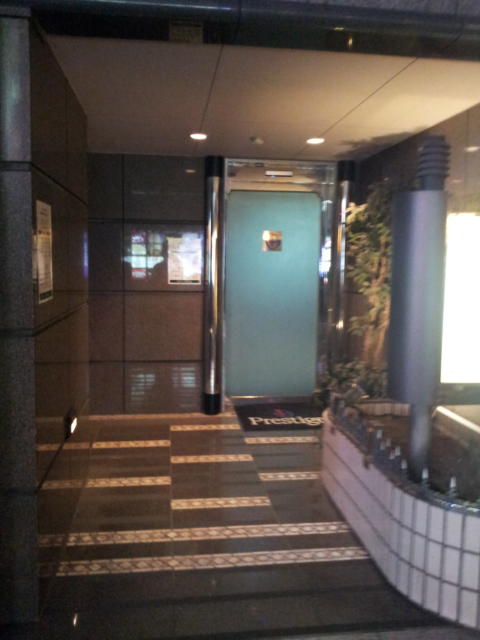 ホテル プレステージ(荒川区/ラブホテル)の写真『夜の入口』by 少佐