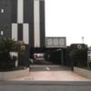 HOTEL SHIP'S（シップス）(船橋市/ラブホテル)の写真『昼の駐車場  南側入口正面』by ルーリー９nine