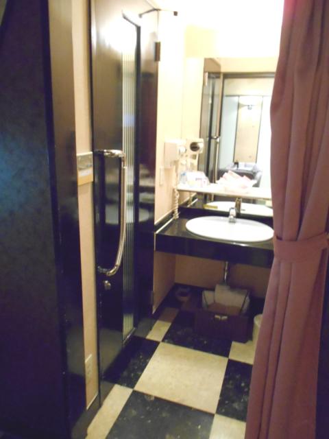 マリオネットアイネ(八王子市/ラブホテル)の写真『306号室、洗面所』by もんが～
