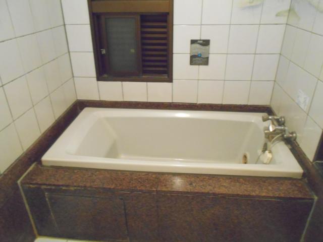フランセ(八王子市/ラブホテル)の写真『609号室、浴槽』by もんが～
