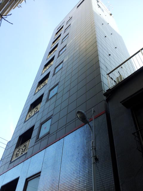 HOTEL ニュー大柿(台東区/ラブホテル)の写真『朝の外観』by 少佐