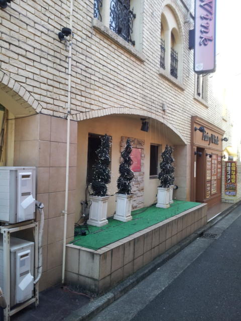 フェアリーウィンク(横浜市中区/ラブホテル)の写真『入口付近の様子』by 少佐