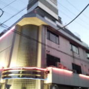 レジェンド(全国/ラブホテル)の写真『外観（昼間）①』by バス男