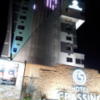 HOTEL GRASSINO URBAN RESORT（グラッシーノアーバンリゾート)(宇都宮市/ラブホテル)の写真『夜の外観①』by 少佐