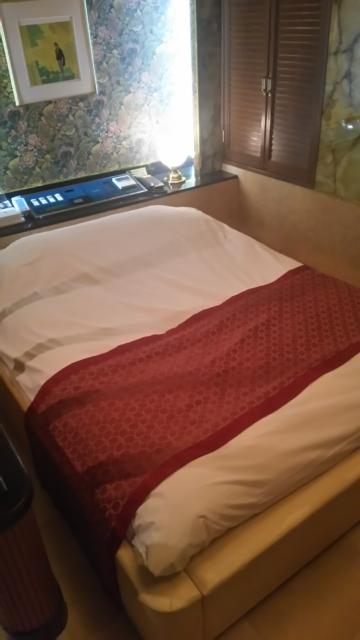 ホテル 貮番館(墨田区/ラブホテル)の写真『401号室ベッド』by ミド丸