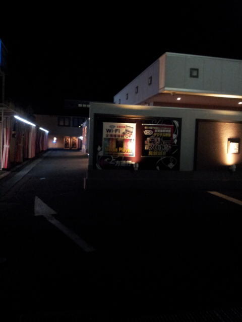 フェアリーキッス３(宇都宮市/ラブホテル)の写真『夜の入口側の様子』by 少佐