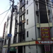 HOTEL TOMBOY（トムボーイ）(神戸市中央区/ラブホテル)の写真『夕方の外観②』by 少佐