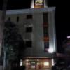 ホテル ウォーターゲート船橋(船橋市/ラブホテル)の写真『夜の入口  北側正面概観』by ルーリー９nine