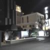 HOTEL SHIP'S（シップス）(船橋市/ラブホテル)の写真『夜の入口  南側全景(南西方向より望む)』by ルーリー９nine
