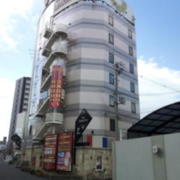 HOTEL MANHATTAN 長居店（マンハッタン）(大阪市/ラブホテル)の写真『昼の外観⑦』by 少佐