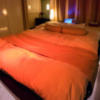 ホテルセブンシーズ(大洗町/ラブホテル)の写真『401号室、ベッド部分のアップ。』by 瘋癲狸