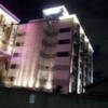 HOTEL L'HOTEL（ホテル ロテル）(大阪市/ラブホテル)の写真『夜の外観⑧』by 少佐