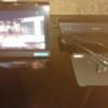 アラウダリゾート国立(国立市/ラブホテル)の写真『504号室、テレビ横にあるタブレットと充電器』by おむすび