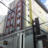 HOTEL MANHATTAN 梅田店 (マンハッタン）(大阪市/ラブホテル)の写真『昼の外観①』by 少佐