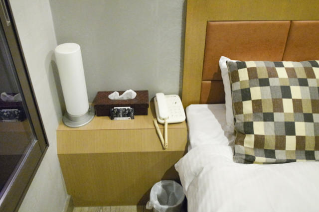 ホテル ロッソ(川崎市川崎区/ラブホテル)の写真『105号室　ベット周り』by INA69