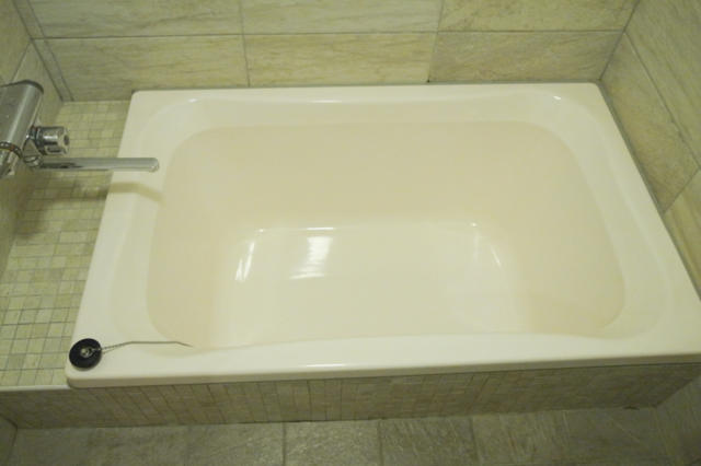ホテル ロッソ(川崎市川崎区/ラブホテル)の写真『105号室　浴槽』by INA69