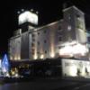 Hotel passo passo（パッソパッソ）岩槻店(さいたま市岩槻区/ラブホテル)の写真『夜の外観  西側全景』by ルーリー９nine