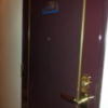 HOTEL PROUD（プラウド）(新宿区/ラブホテル)の写真『503号室の外扉』by 少佐