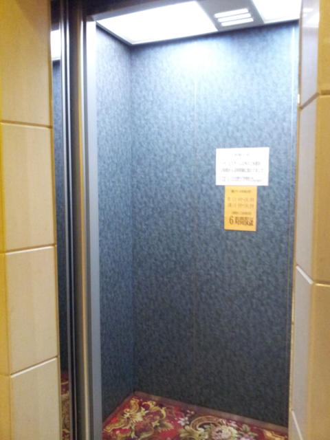 ビーナス(新宿区/ラブホテル)の写真『エレベーターの中』by 少佐