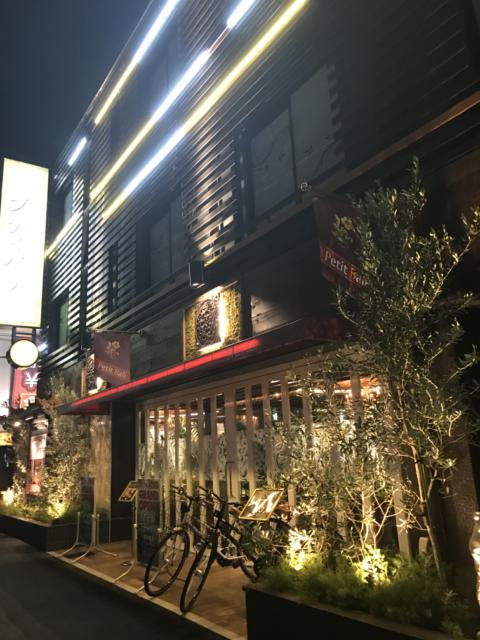 Petit Bali(プティバリ) 東新宿(新宿区/ラブホテル)の写真『夜の外観⑦』by 少佐