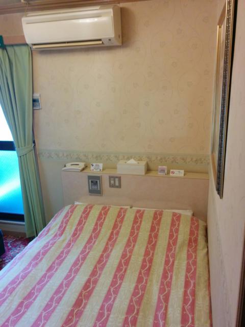 HOTEL ニュー大柿(台東区/ラブホテル)の写真『201号室ベッド』by 名無しさん（ID:10185）