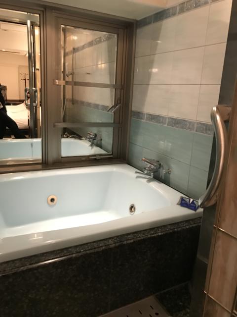 HOTEL TIFFARD（ティファード）(新宿区/ラブホテル)の写真『310号室の浴室②』by 少佐