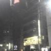 ホテル レインボー(足立区/ラブホテル)の写真『夜の外観  正面西側(中央右：レインボー側棟、中央左：タワー側棟)』by ルーリー９nine