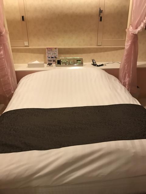 ラピア(新宿区/ラブホテル)の写真『ベッド』by 少佐