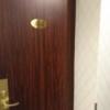 ホテル ボニータ相模原(相模原市/ラブホテル)の写真『213号室、入り口ドア』by おむすび