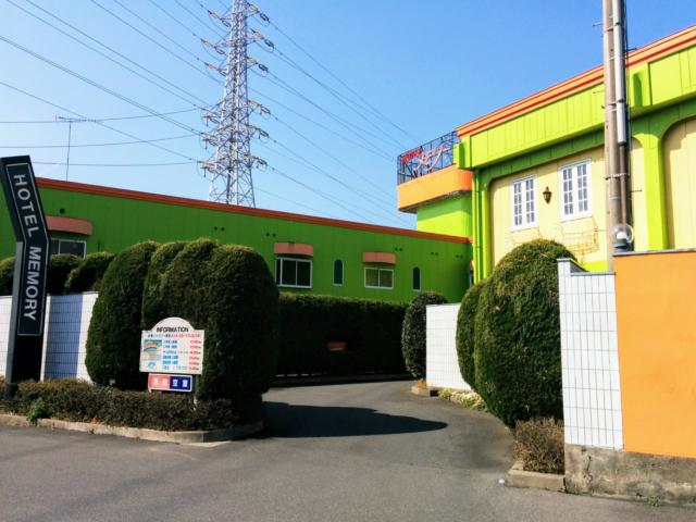 メモリー堀込店(足利市/ラブホテル)の写真『昼の入口』by 名無しさん（ID:10185）