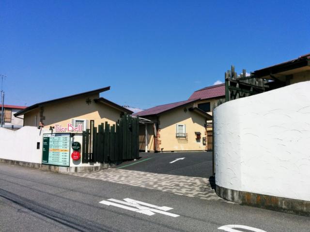 ティンカーベル 足利店(足利市/ラブホテル)の写真『昼の入口』by 名無しさん（ID:10185）