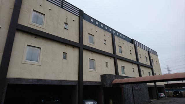 BANJAR(バンジャール) HOTEL＆SPA(所沢市/ラブホテル)の写真『昼間の外観』by おむすび