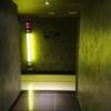 BANJAR(バンジャール) HOTEL＆SPA(所沢市/ラブホテル)の写真『２階エレベーターホールから廊下の眺め』by おむすび