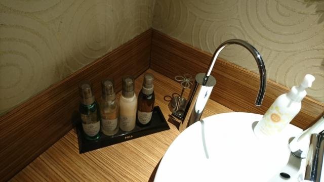 BANJAR(バンジャール) HOTEL＆SPA(所沢市/ラブホテル)の写真『203号室、アメニティ(左)』by おむすび