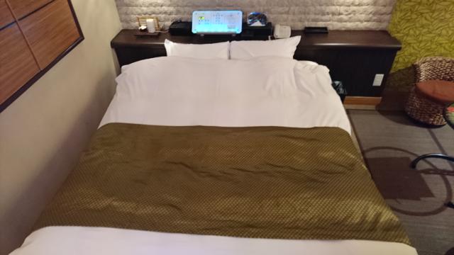 BANJAR(バンジャール) HOTEL＆SPA(所沢市/ラブホテル)の写真『203号室、ベッド』by おむすび