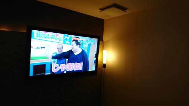BANJAR(バンジャール) HOTEL＆SPA(所沢市/ラブホテル)の写真『203号室、テレビ』by おむすび