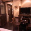 Asian P-Door(アジアンピードア)(台東区/ラブホテル)の写真『401号室、ベッドから玄関をみる』by 秋桜