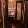 Asian P-Door(アジアンピードア)(台東区/ラブホテル)の写真『401号室、玄関、洗面台』by 秋桜